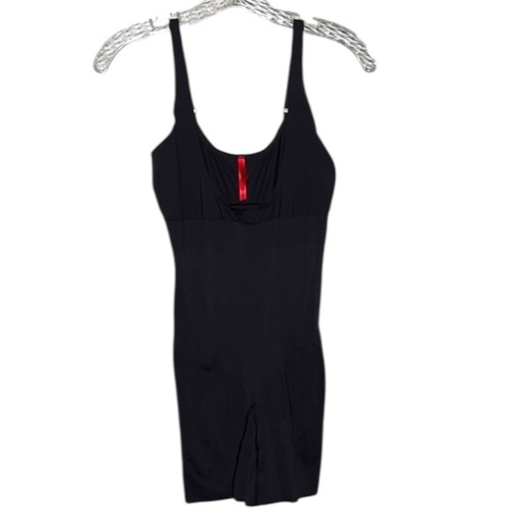 Spanx mid thigh bodysuit, black, women’s size XL